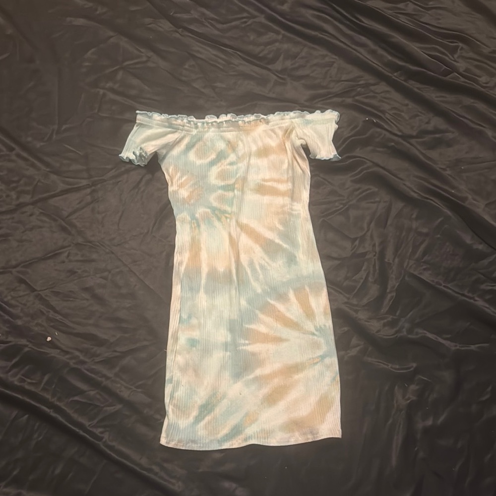 Off-Shoulder Tie-Dye Mini Dress